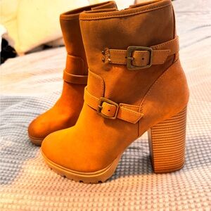 Stylish Tan Ankle Boots
